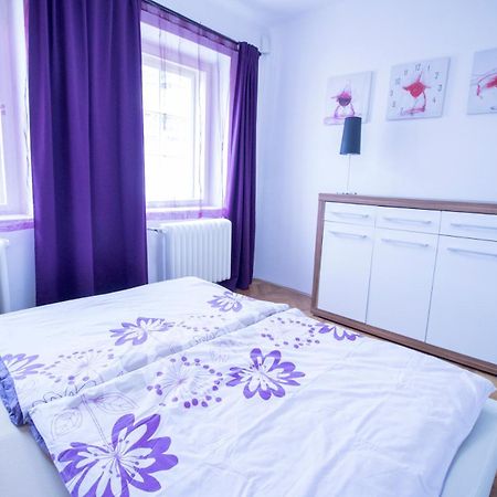 Apartments Old Town Square 27 ปราก ภายนอก รูปภาพ