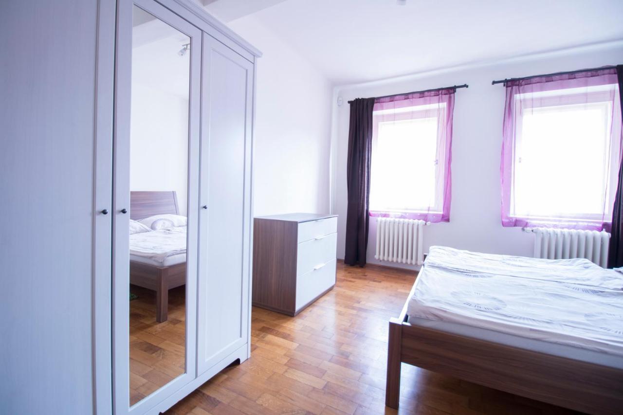 Apartments Old Town Square 27 ปราก ภายนอก รูปภาพ